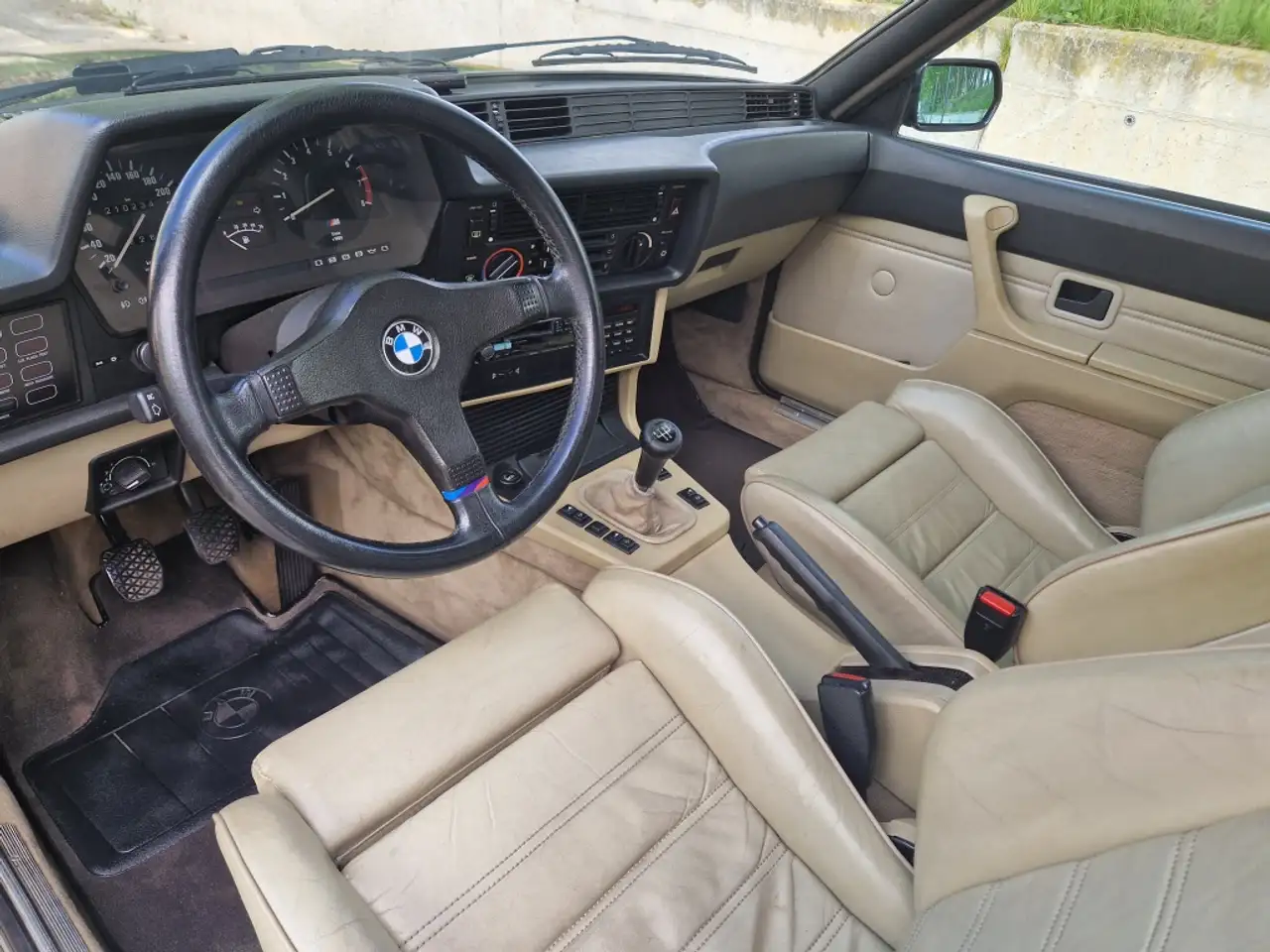BMW 635 M635CSi, foto 11