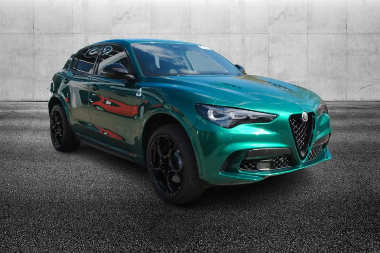 Alfa Romeo Stelvio 2025