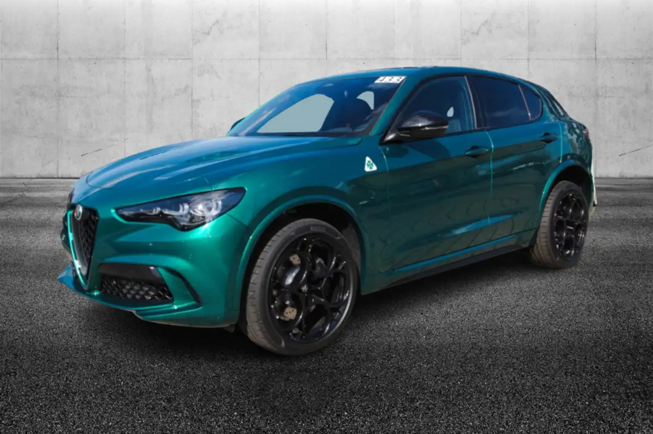 Alfa Romeo Stelvio 2025