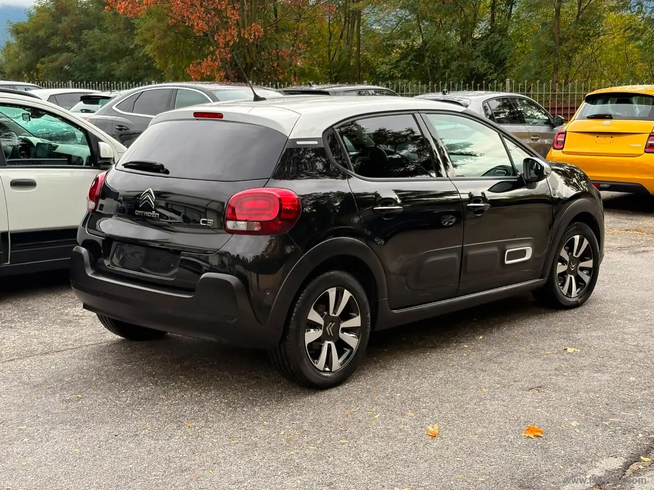 2023 Citroen C3 PureTech 110 S&S Shine, photograph 5