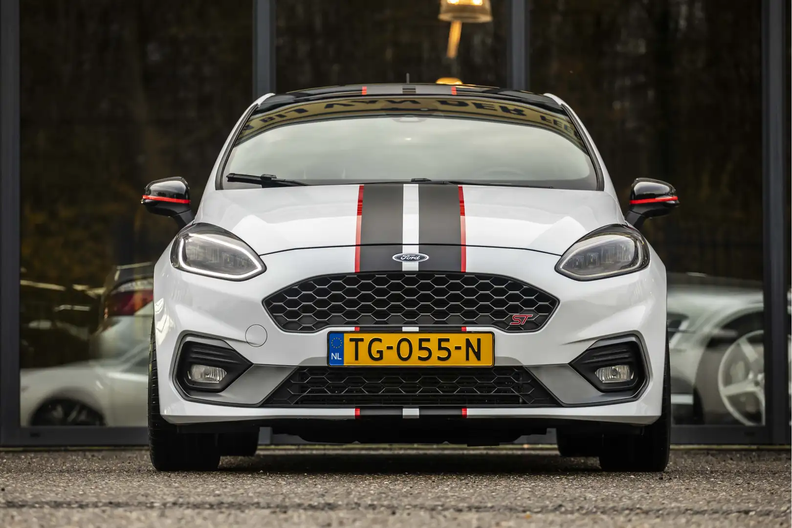 Ford Fiesta 1.5 EcoBoost ST-3 Wit - 2