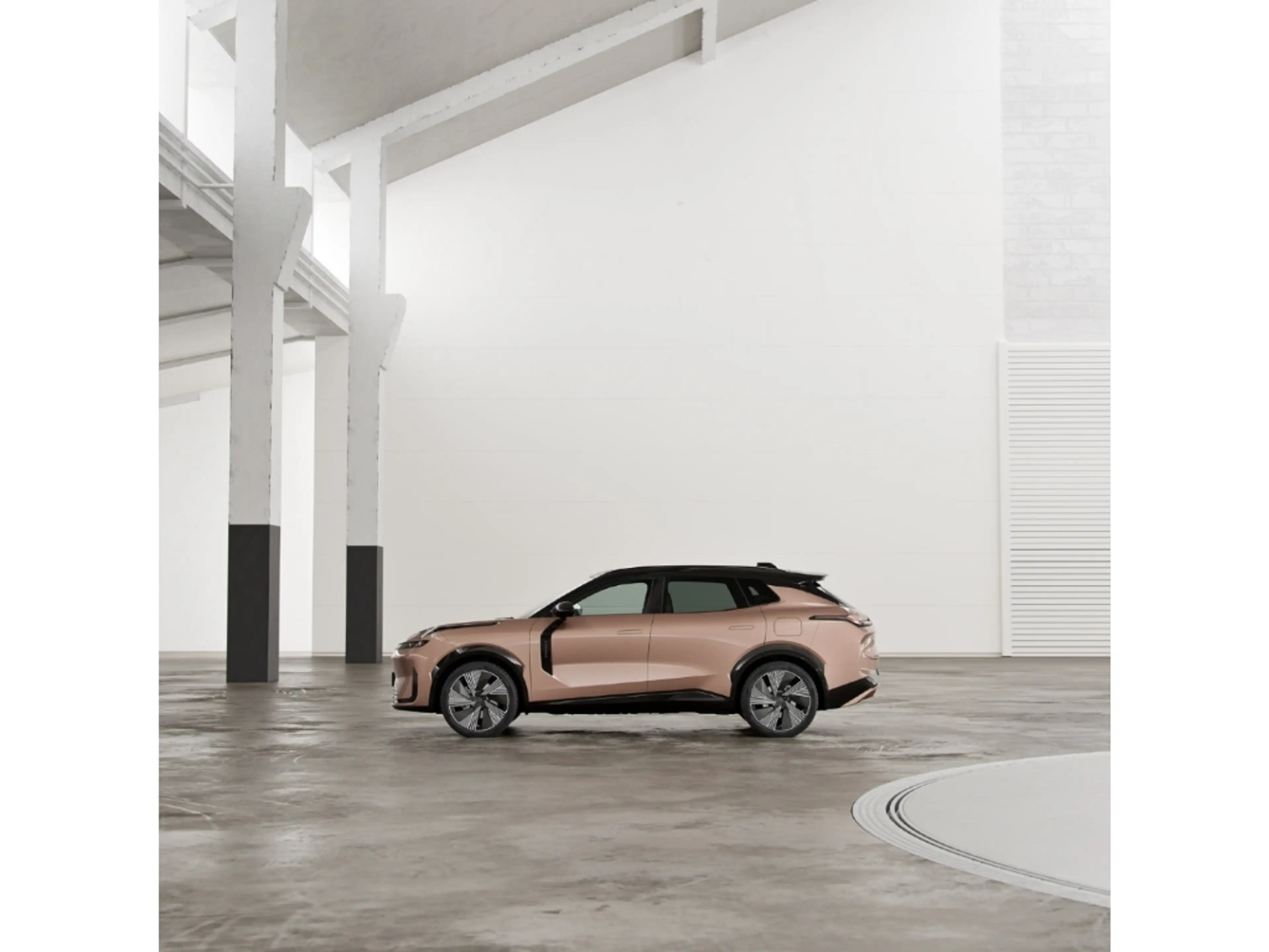 Lynk & Co 08 More / 4 Jahre Garantie / sofort verfügbar / AKTIO — photo 7