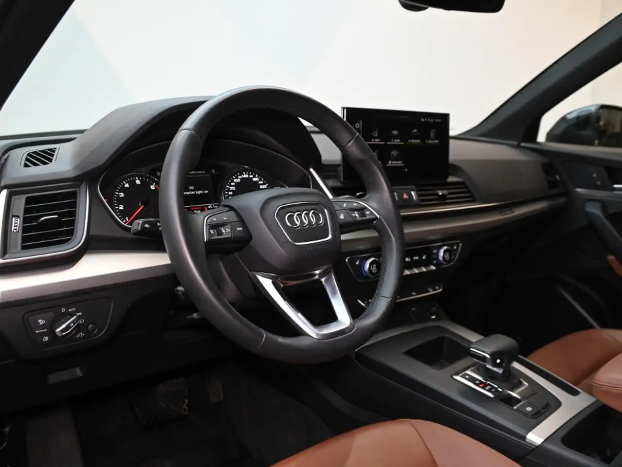 Audi Q5 снимка Audi Q5