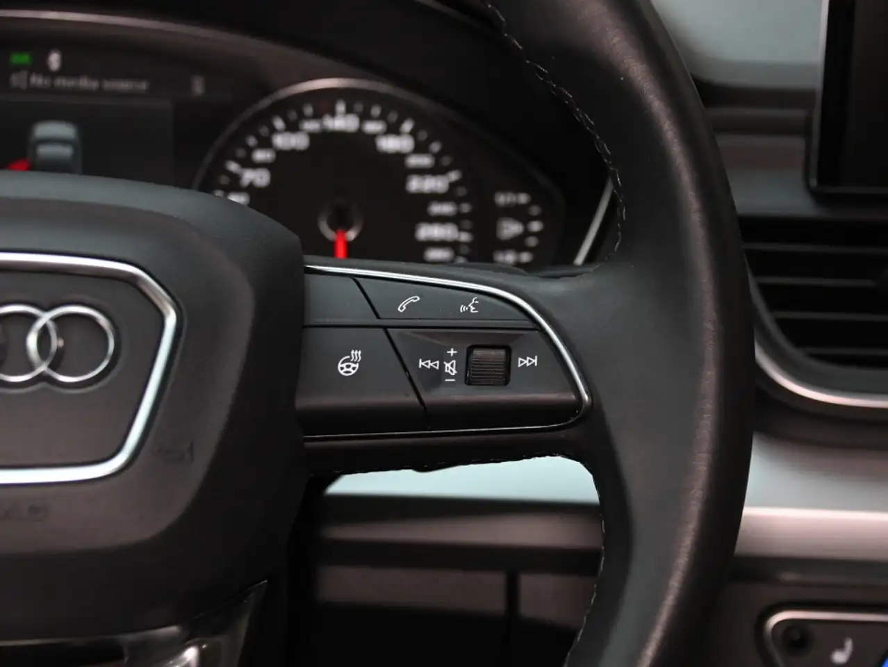 Audi Q5 снимка Audi Q5