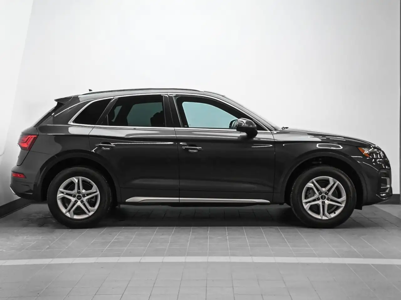 Audi Q5 снимка Audi Q5
