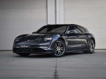 Sport Turismo / Perf. Bat. Plus / Porsche Approved