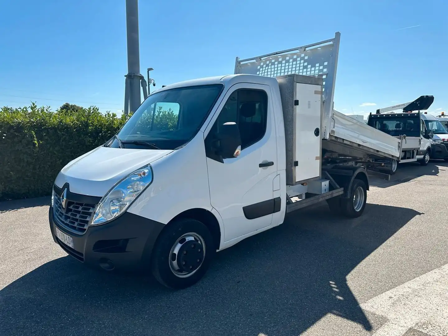 Renault Master 18990 ht 2.3 dci benne coffre - 2