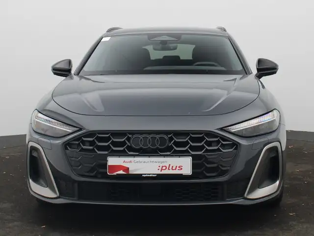 Audi A5 view 3