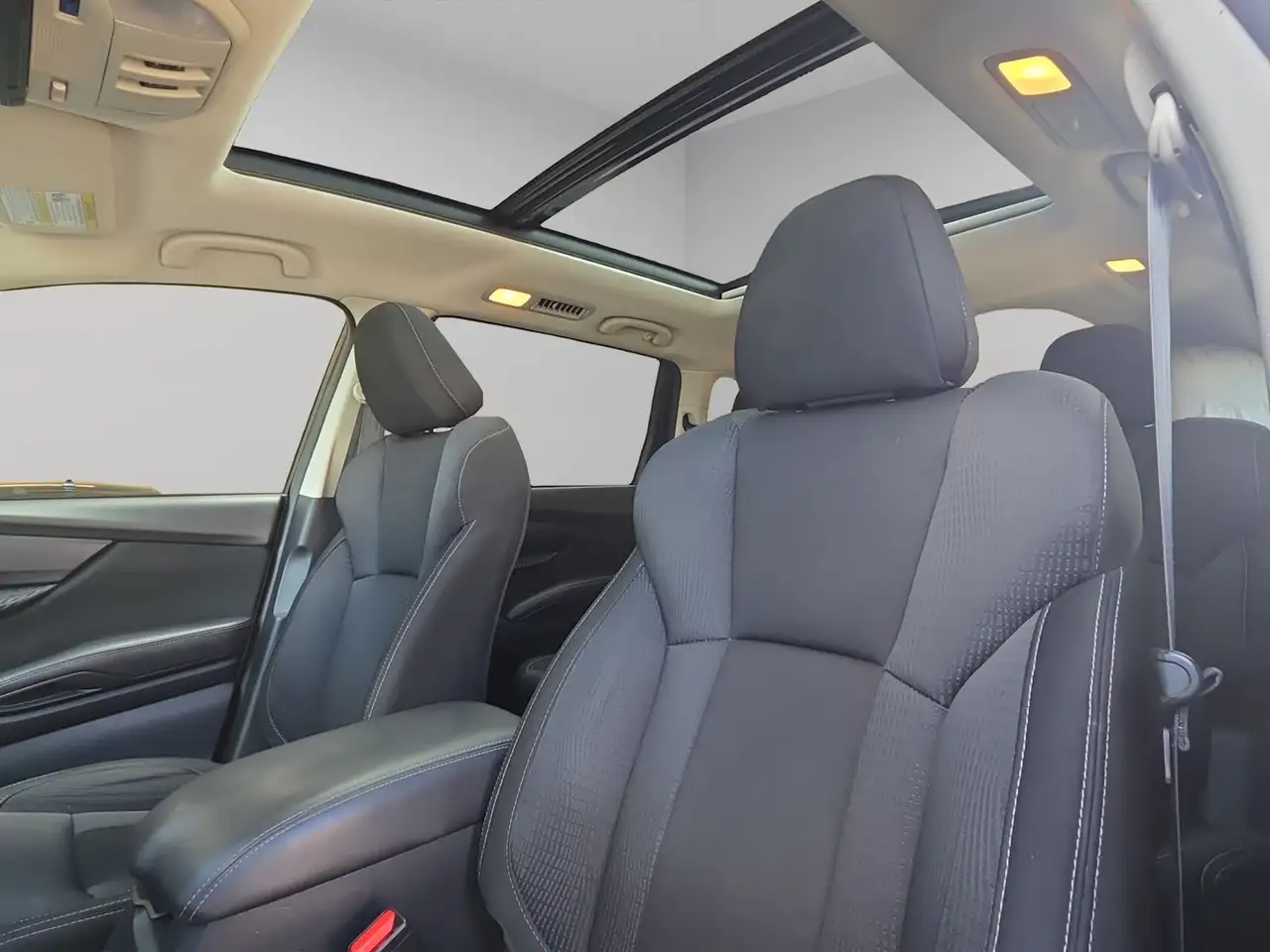 Subaru Ascent снимка Subaru Ascent