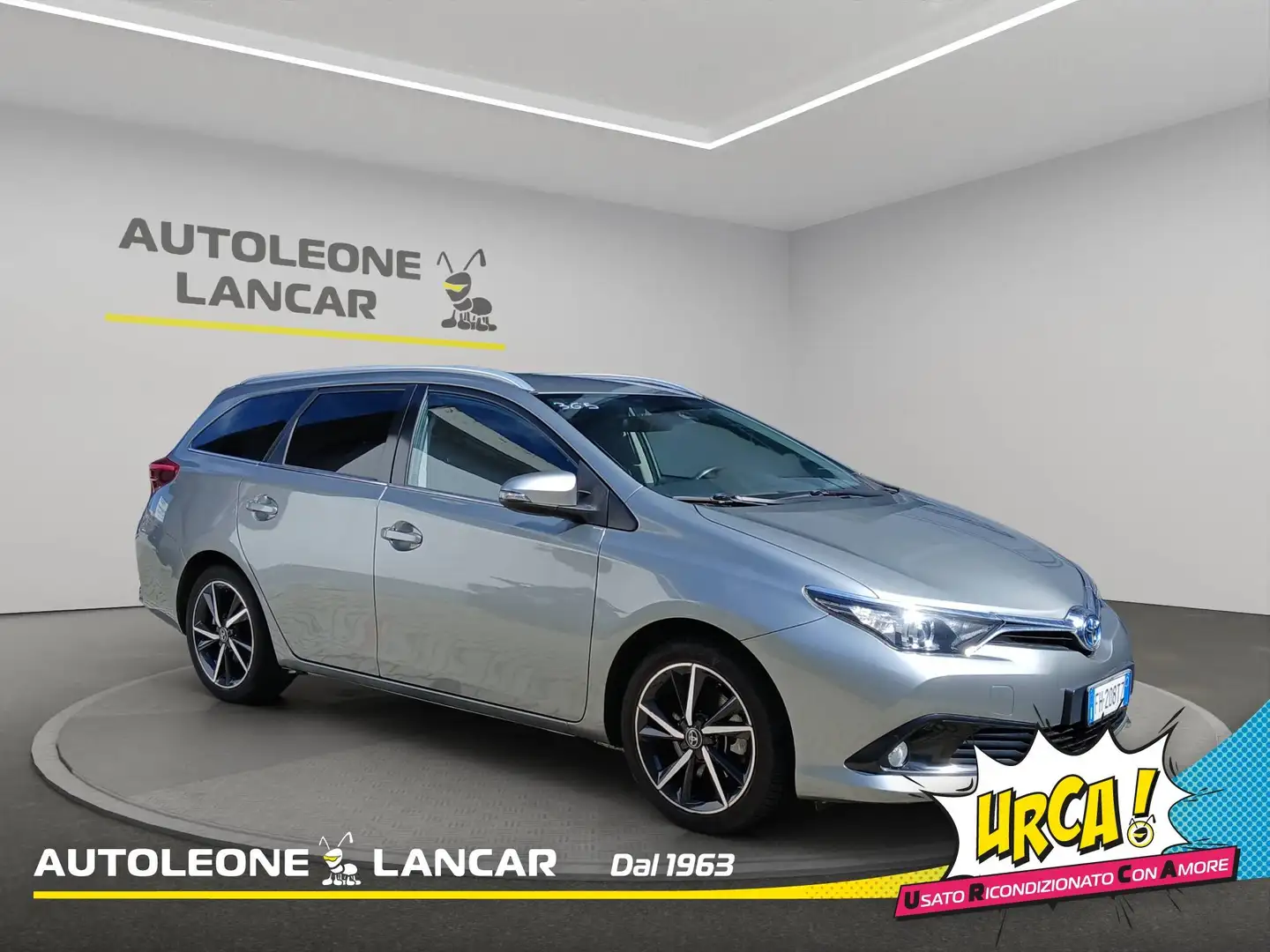 Toyota Auris Touring Sports 1.8 Hybrid Style cvt 100cv AUTOMATI Grey - 1