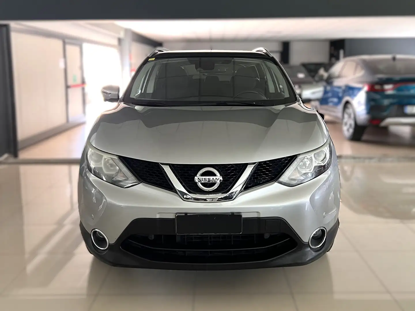Nissan Qashqai 1.5 dCi N-Connecta Срібний - 2