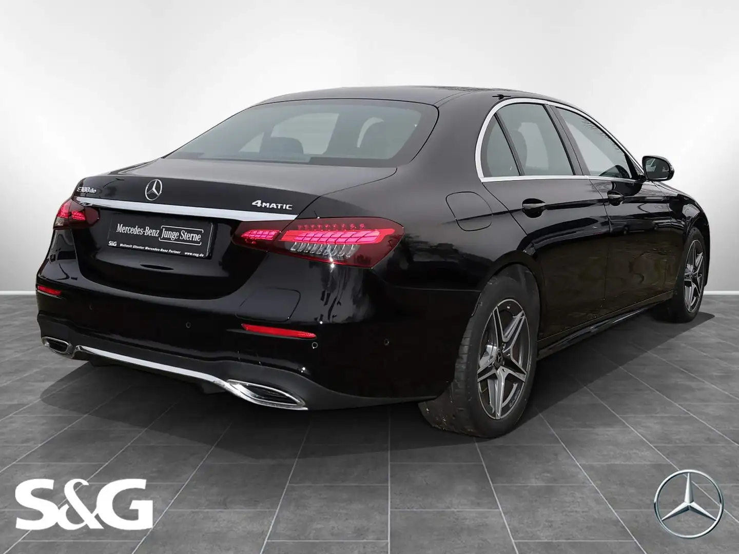 Mercedes-Benz E 300 de 4M AMG AHK+KAMERA+CARPLAY+MBUX+LED+18" Negro - 2