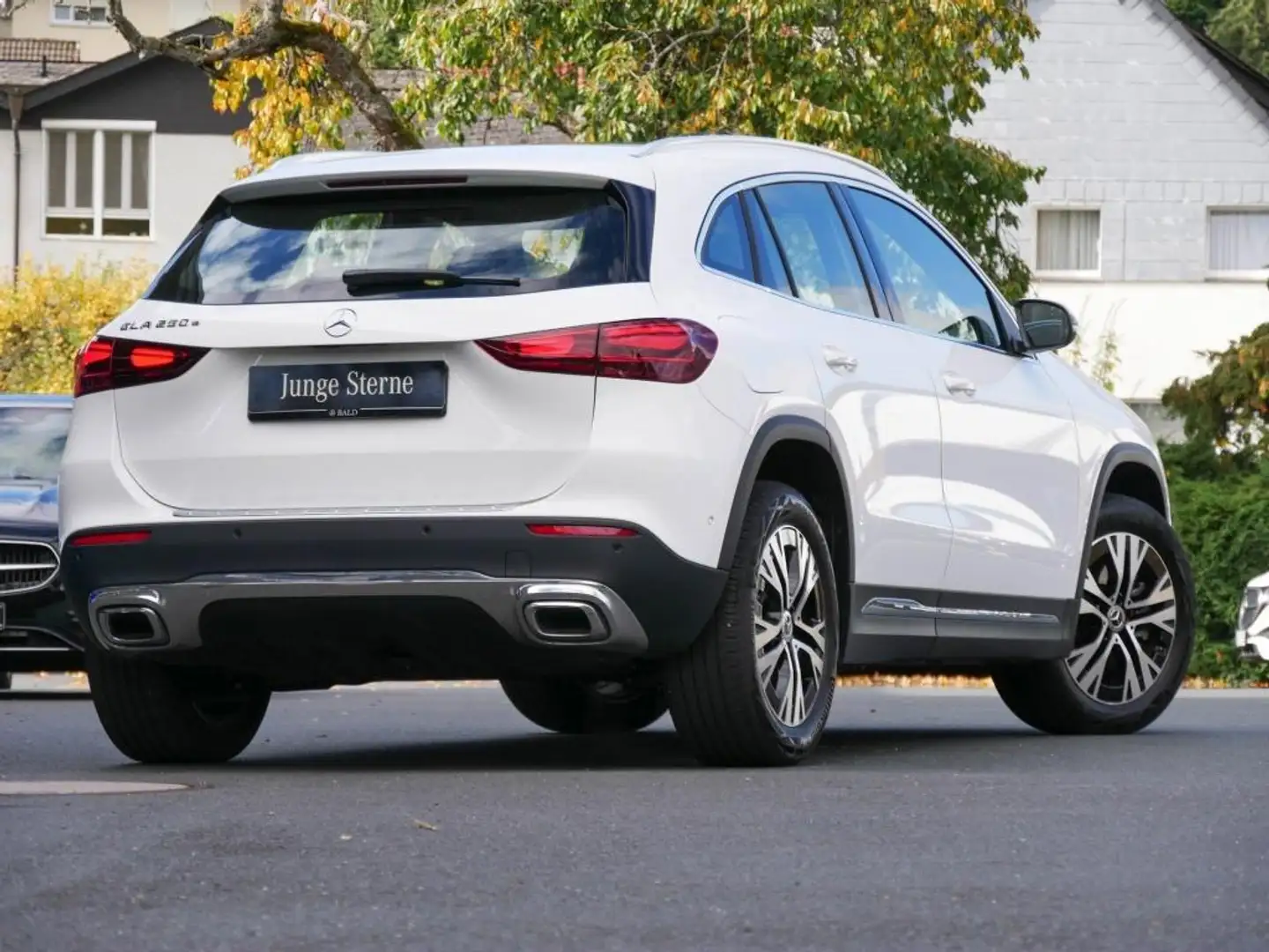 Mercedes-Benz GLA 250 e Progressive/Panorama/LED/Kamera/Easy-P Weiß - 2