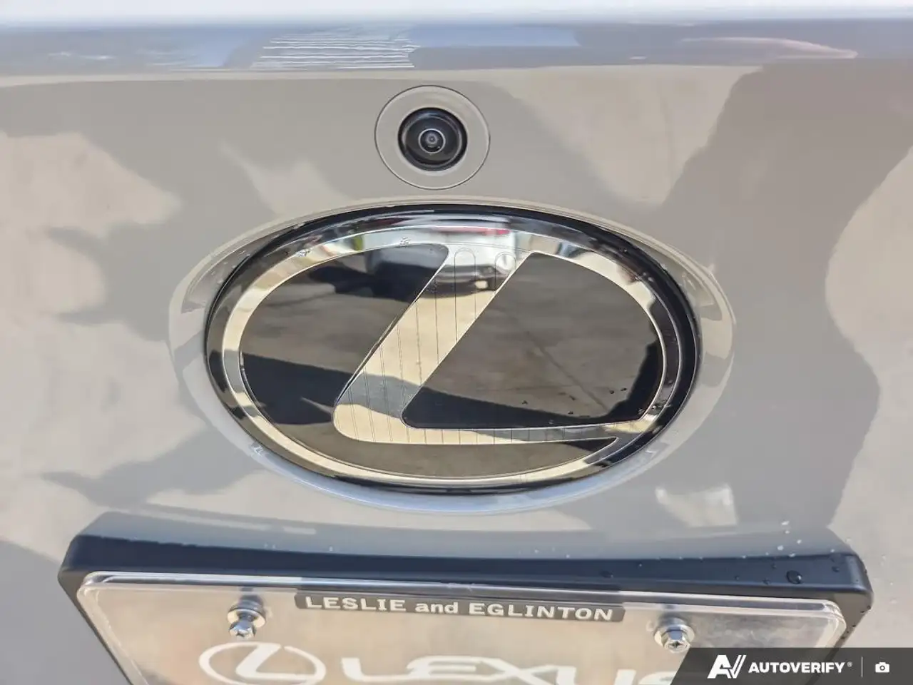 Lexus RZ снимка Lexus RZ