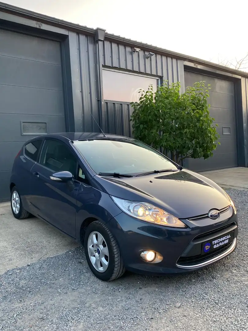 Ford Fiesta 1.6 TDCi Grey - 2