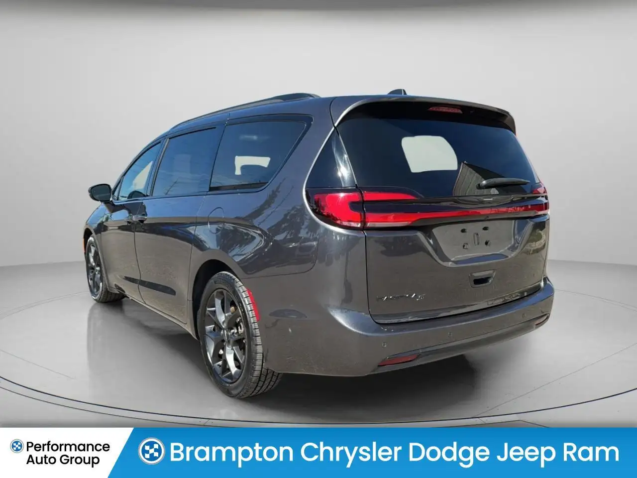 Chrysler Pacifica fotografie Chrysler Pacifica