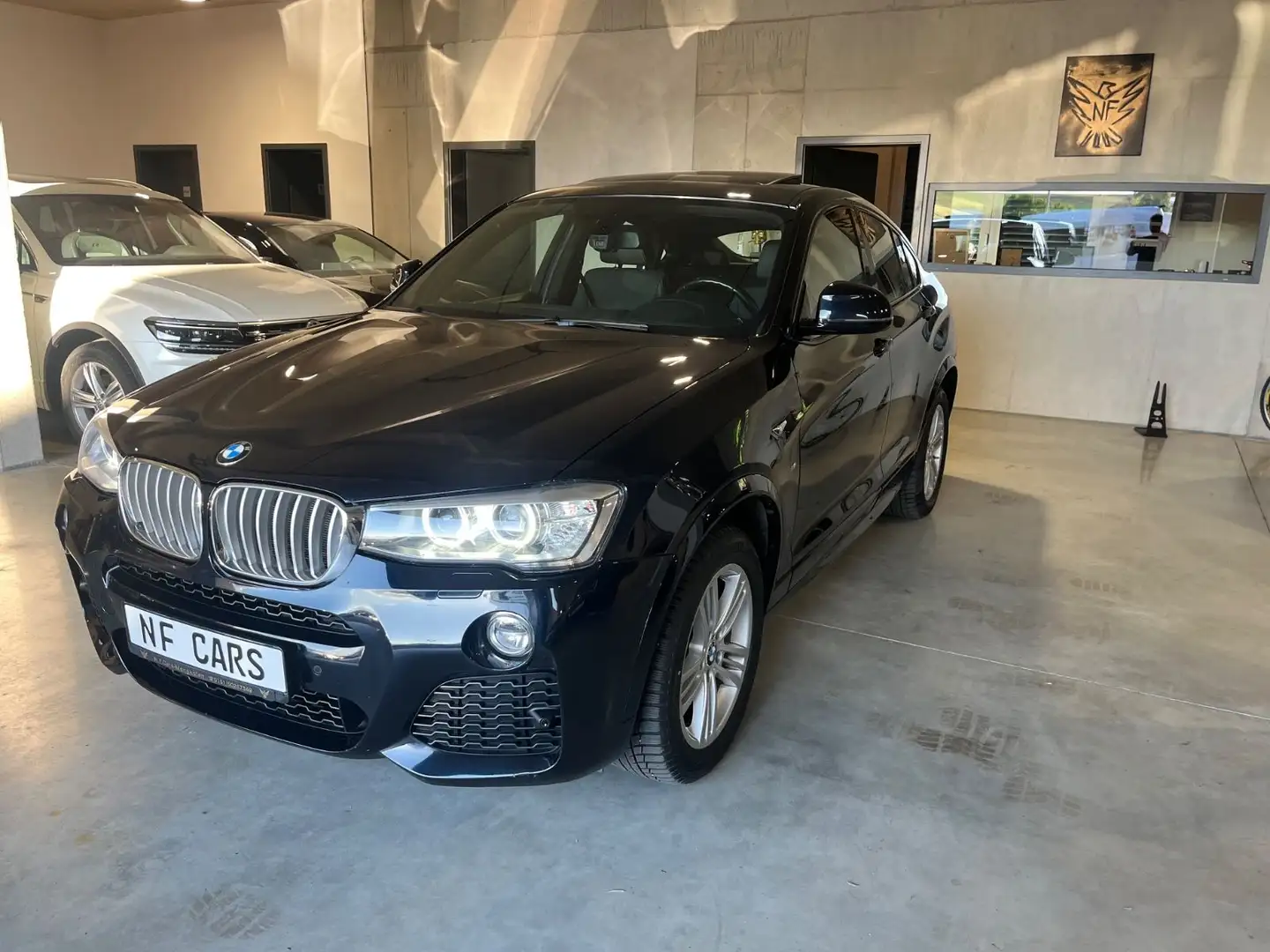 BMW X4 xDrive 35d M-Sportpaket EU6,AHK,8-fachAlu,Sch Black - 1