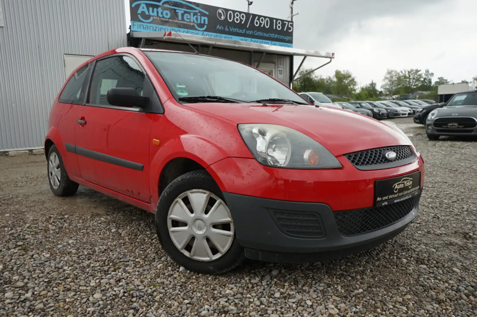 Ford Fiesta 1.3 |HU AU NEU| |8-fach bereift| |USB| Rot - 1