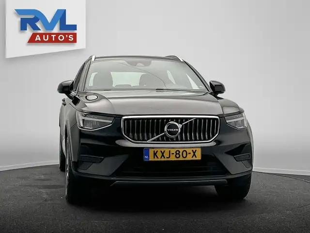 Volvo XC40 view 25