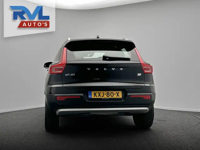 Volvo XC40 view 20