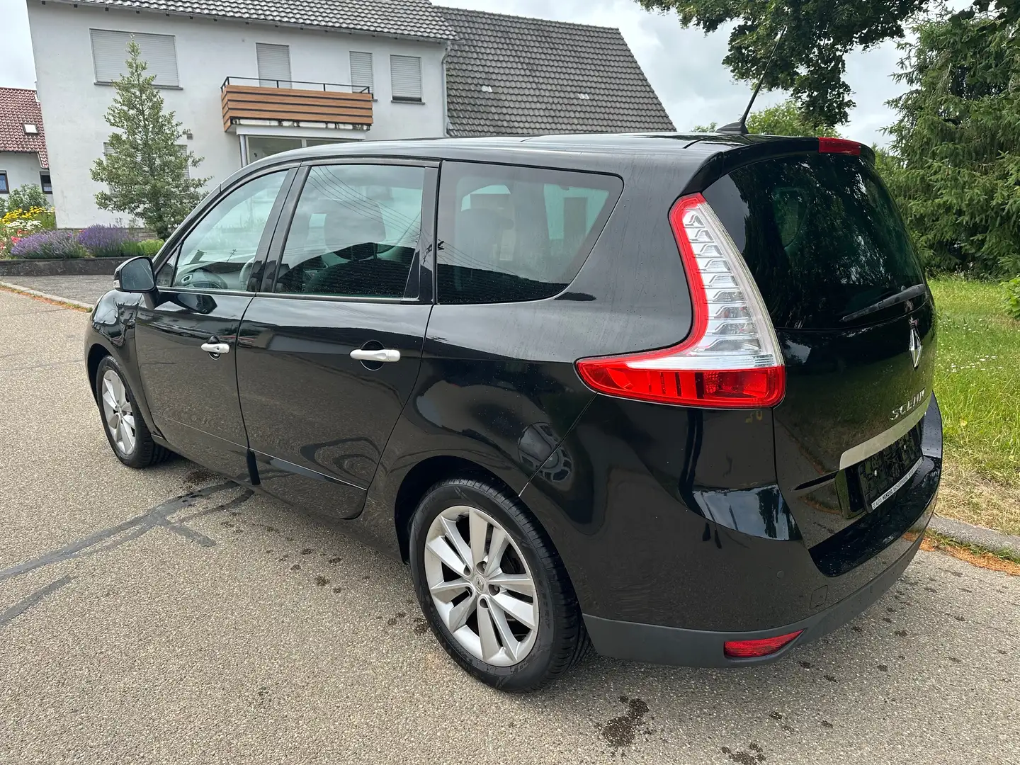 Renault Grand Scenic Luxe *7-Sitzer*Pano*Automatik*Navi*HU 10/26*Navi* Schwarz - 2