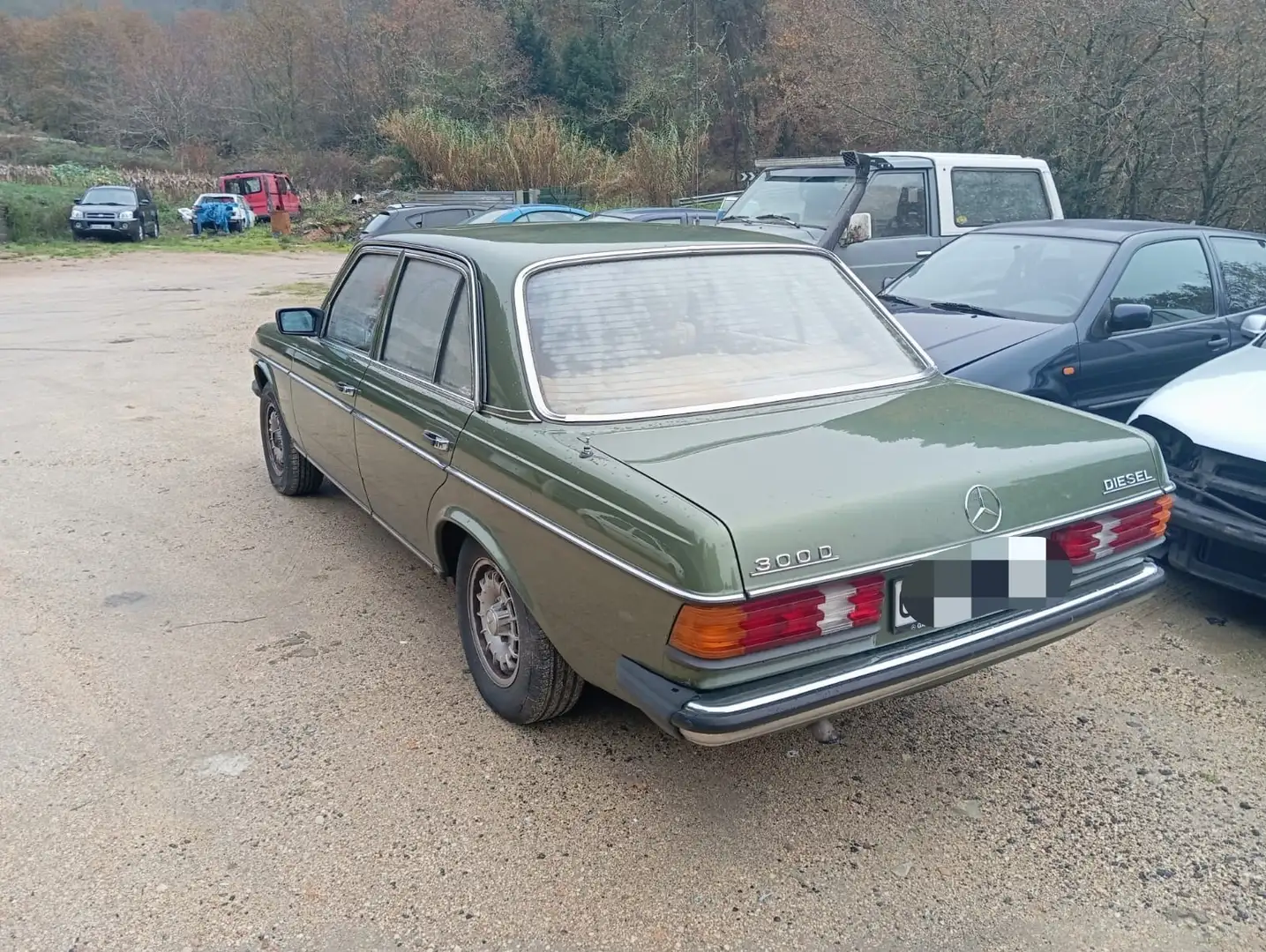 Mercedes-Benz 300 300D - 2