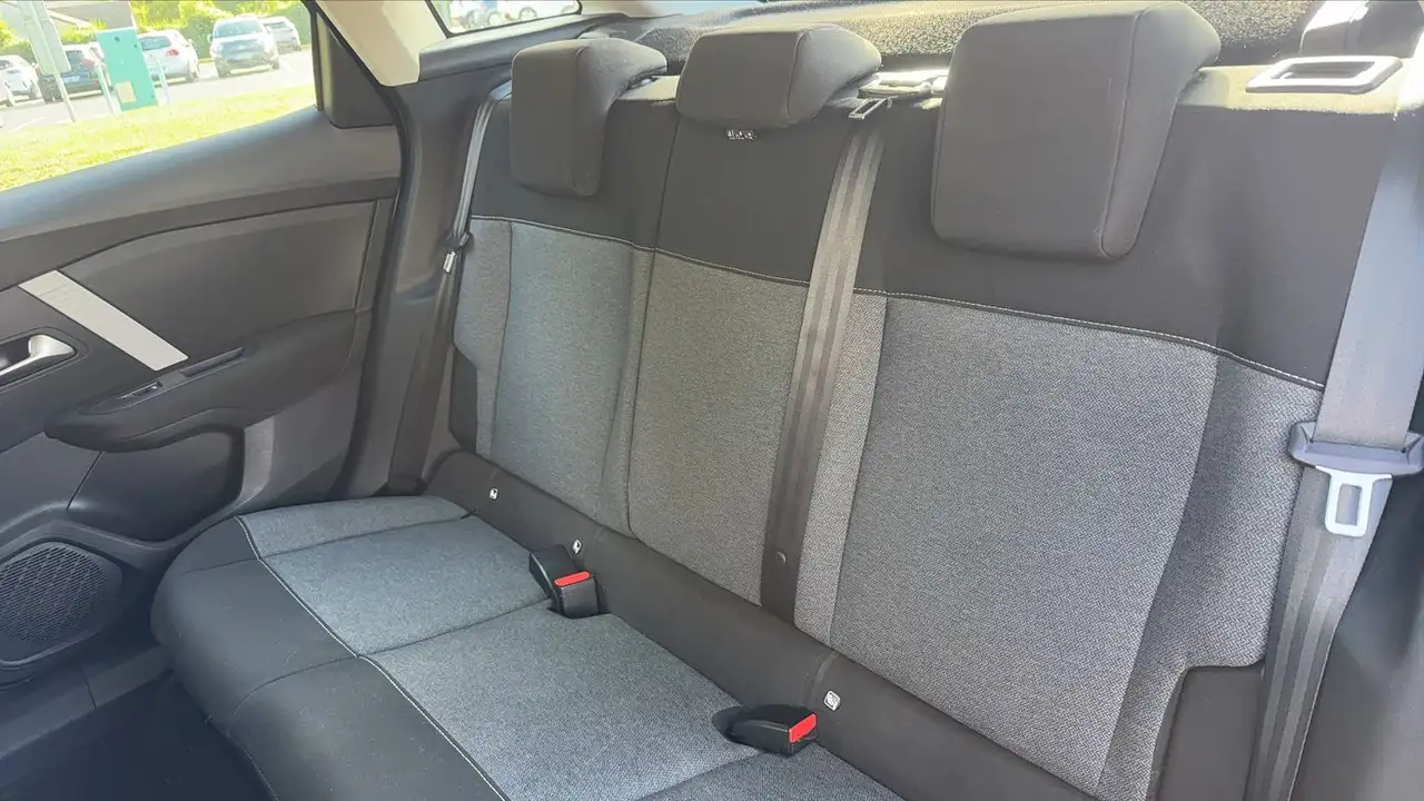 Citroen C4 Berline — photo 9