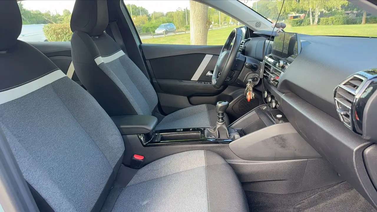 Citroen C4 Berline — photo 27