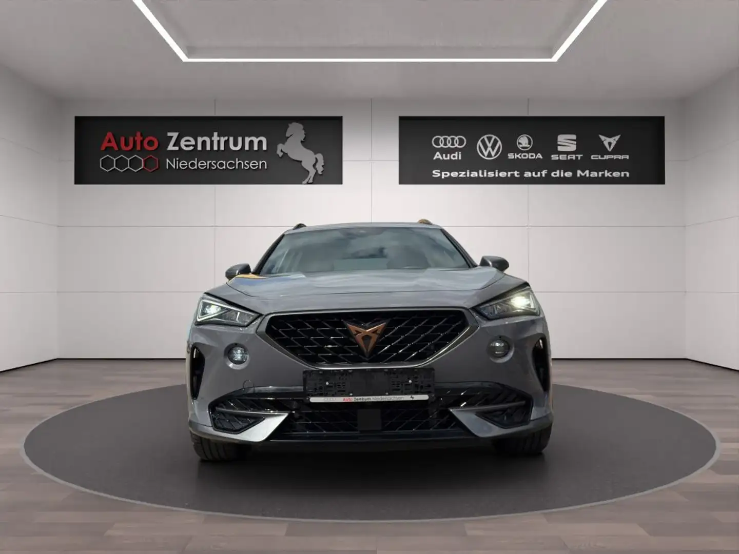 CUPRA Formentor 1.5 TSI DSG CarPlay Kamera*ACC*Virtual*VOLL-LED Gris - 2