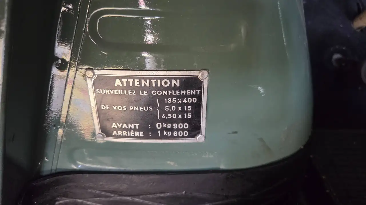 Renault 4CV bouwjaar 1954, foto 9