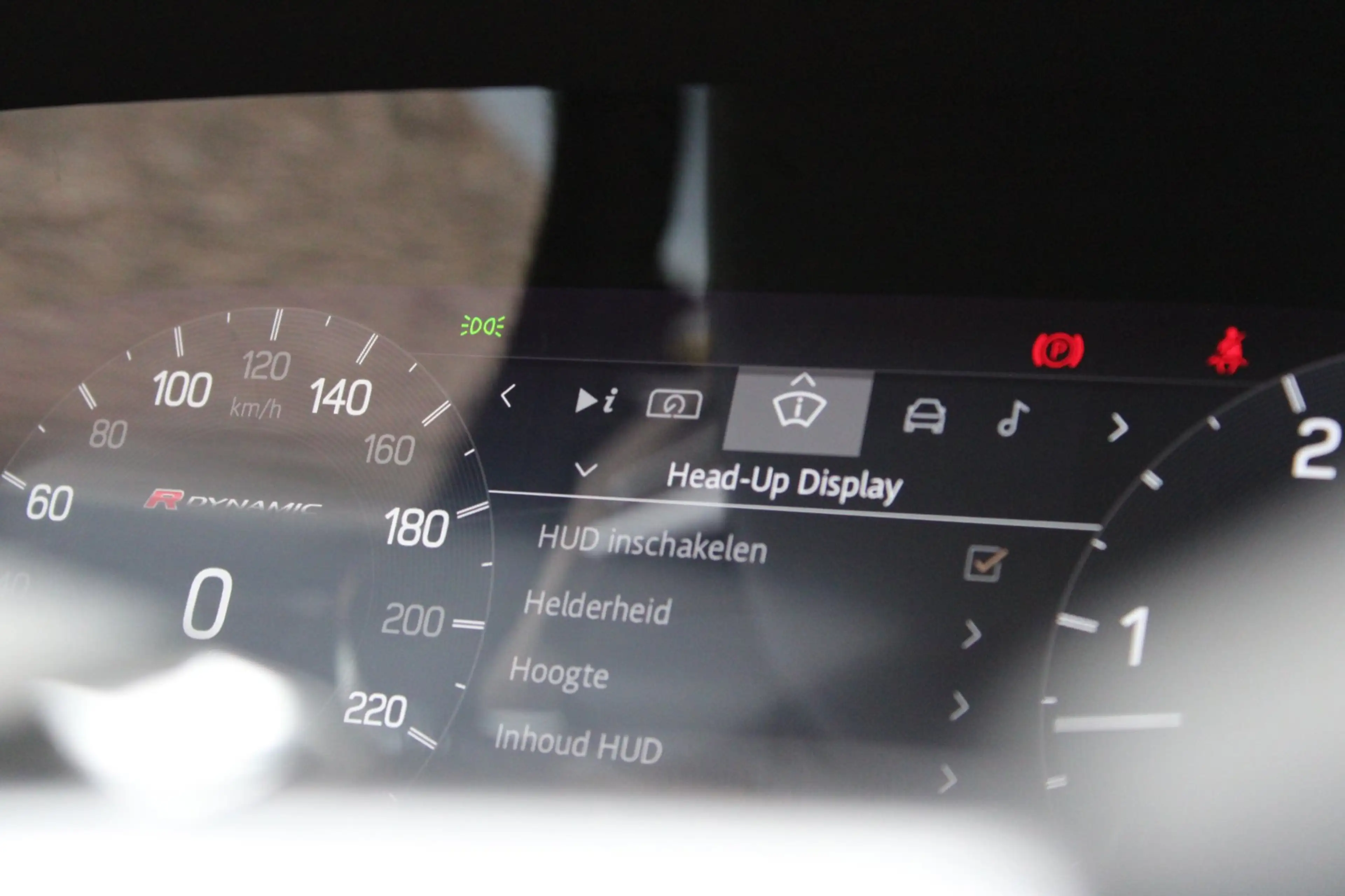 Land Rover Discovery 3.0 D300 R-Dynamic HSE | Full options | Grijs kent — photo 16