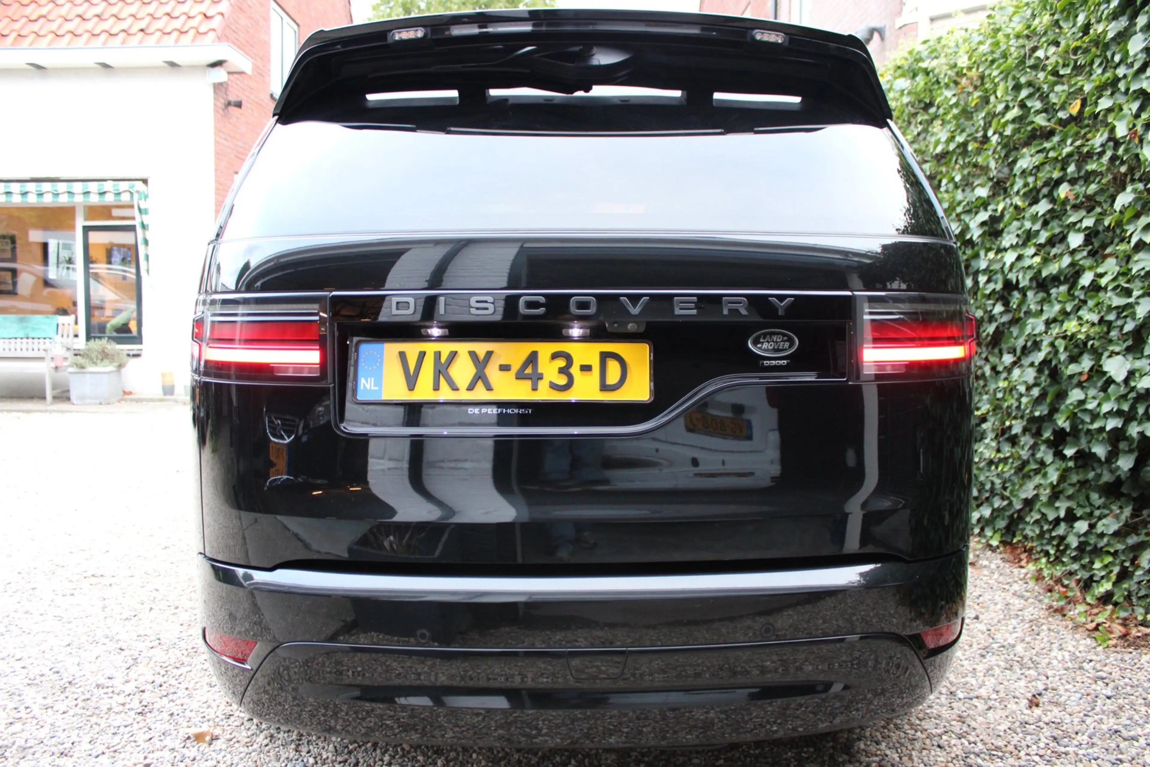 Land Rover Discovery 3.0 D300 R-Dynamic HSE | Full options | Grijs kent — photo 42