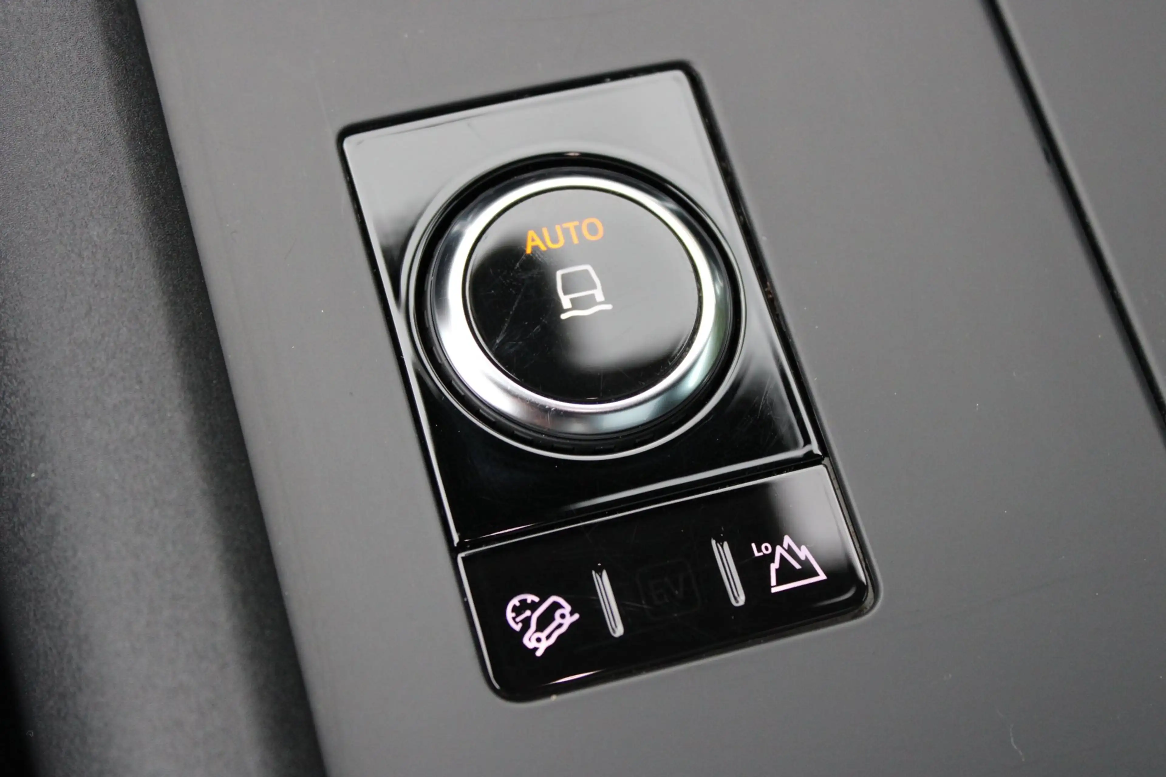 Land Rover Discovery 3.0 D300 R-Dynamic HSE | Full options | Grijs kent — photo 14