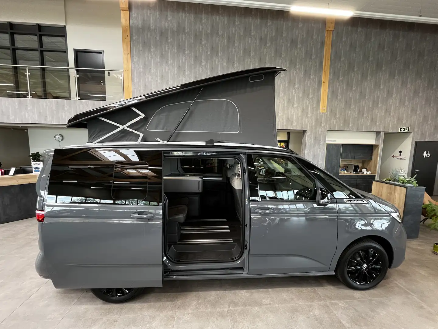 Volkswagen T7 California Ocean TDI DSG Kam ACC Side AHK Gris - 2