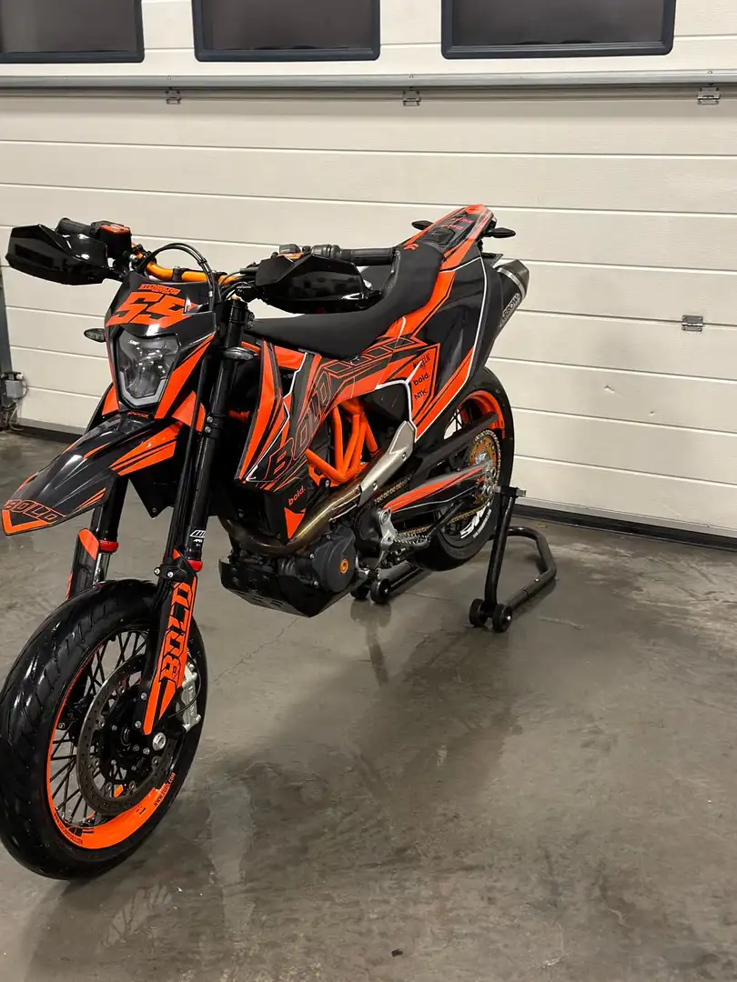 KTM 690 SMC R Naranja - 1