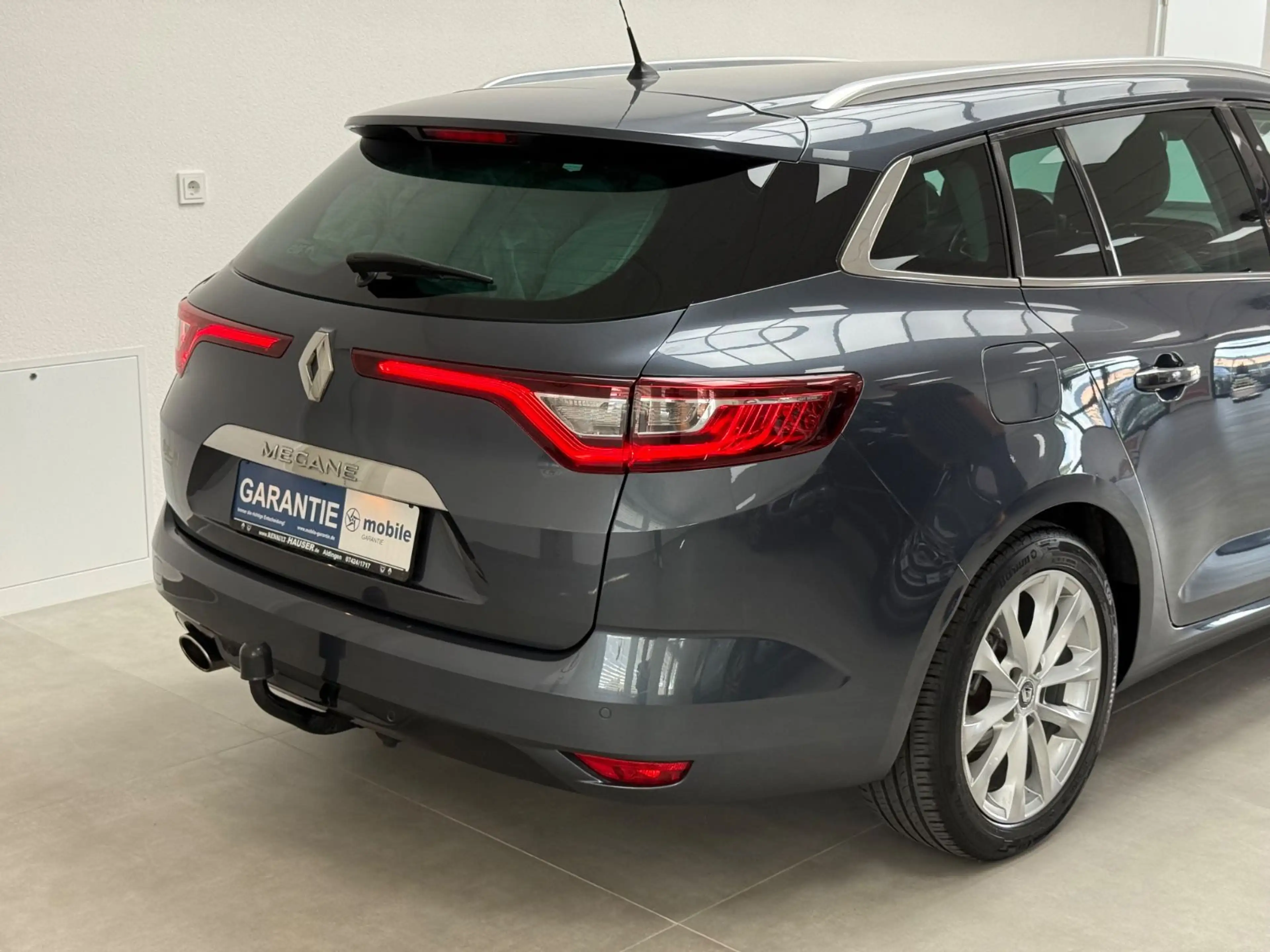 Renault Megane IV Grandtour Intens | LED | AHK | 8 Räder — photo 4