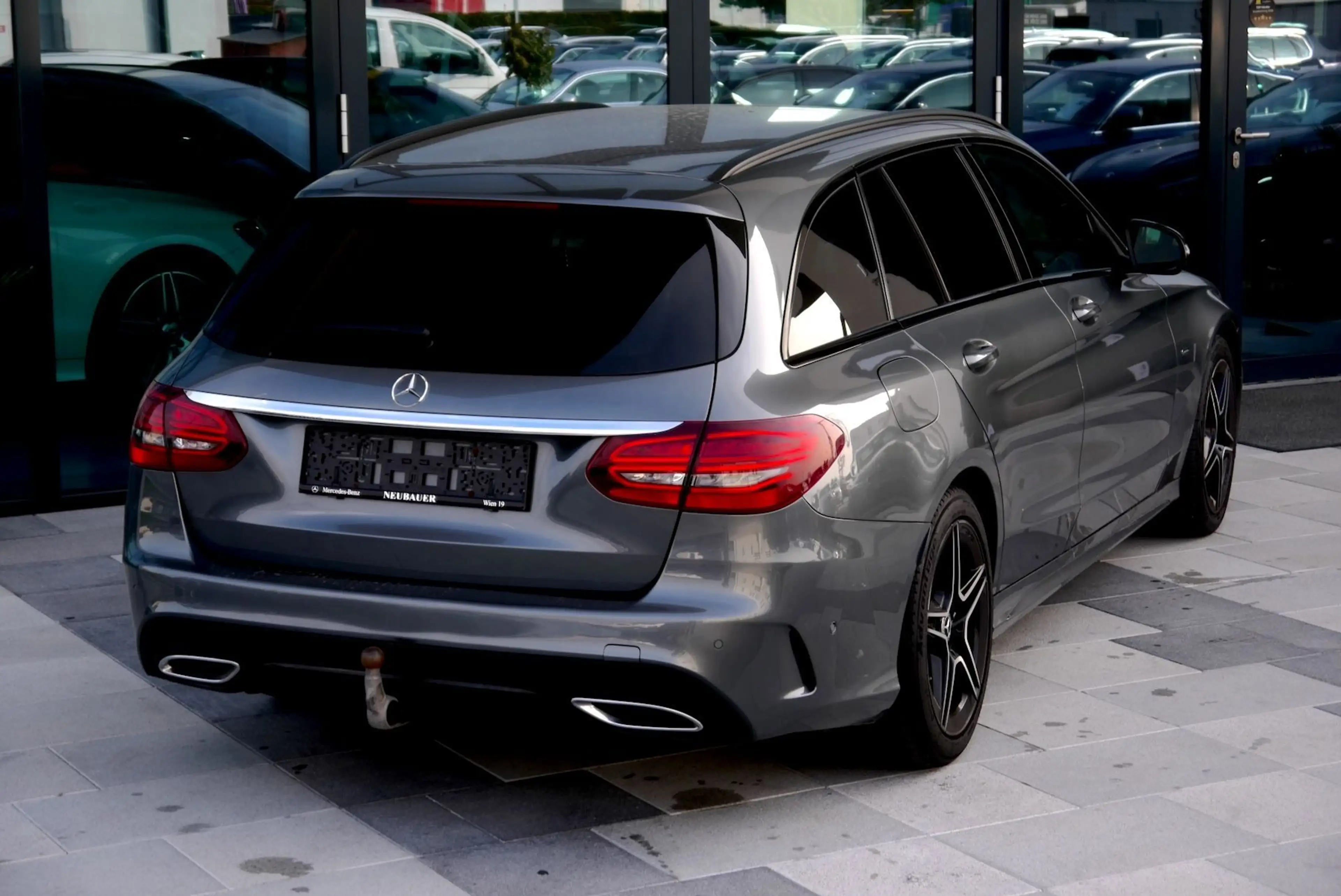 Mercedes-Benz C 220 d AMG Line Aut. * Premium Plus & Night Edition* — photo 7
