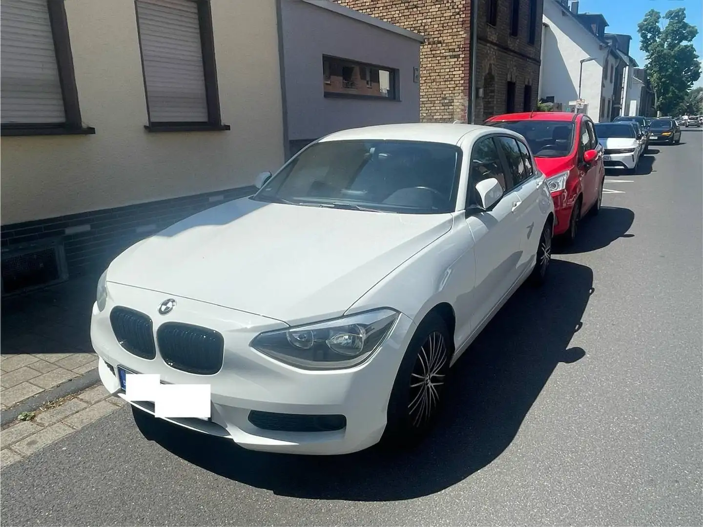 BMW 114 114i  iDrive Klima PDC TÜV 03/27 KM nachweisbar Biały - 1
