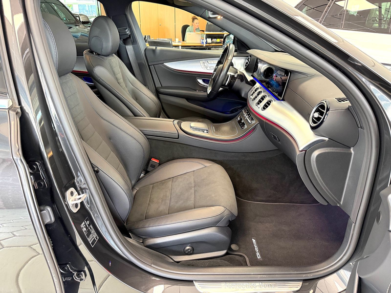 Mercedes-Benz E 300 E300 de T AMG Pano 360° MBUX LED  Garantie12.27 — photo 8