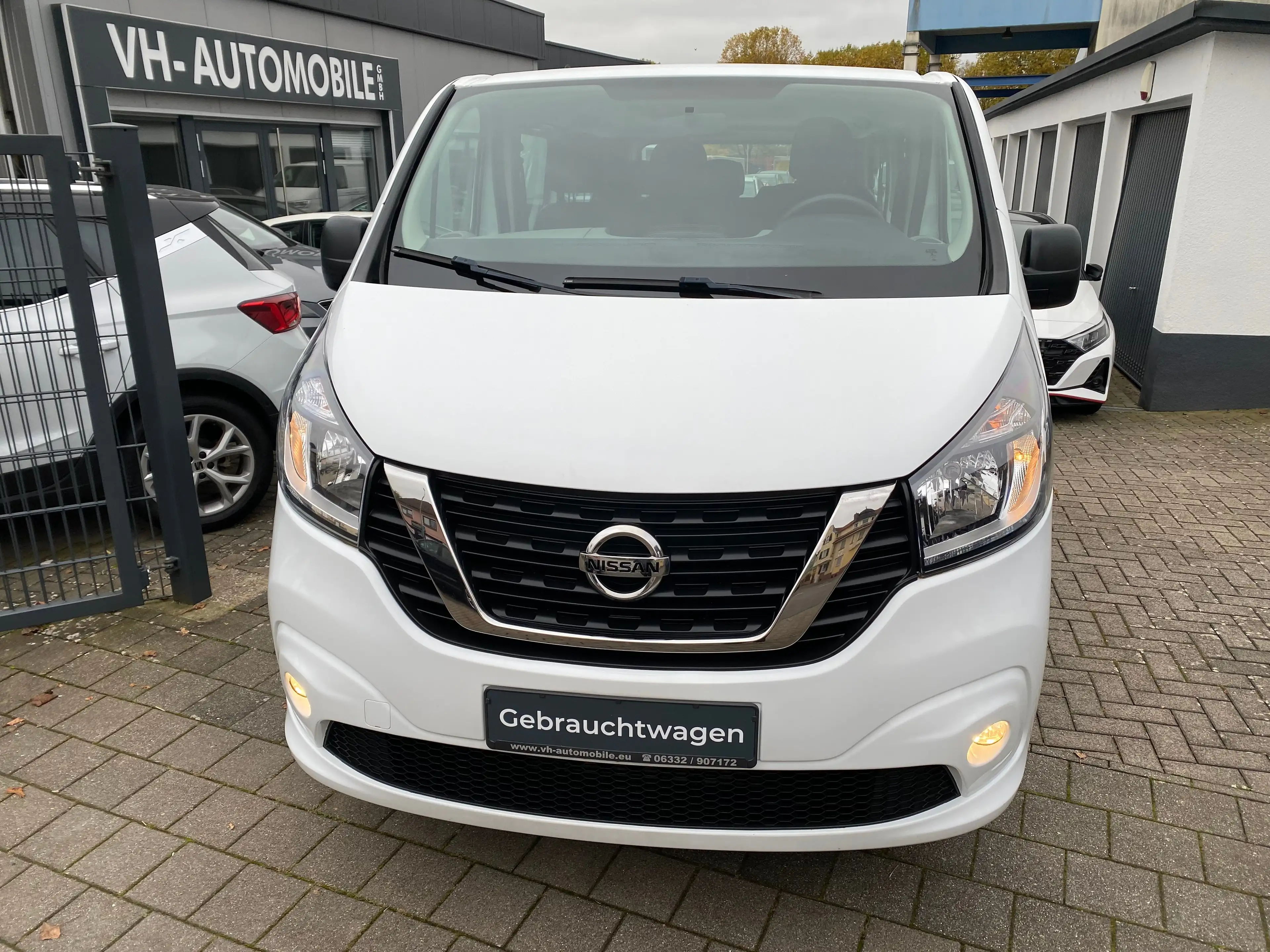 Nissan NV300 L2H1 2,7t*AHK*9Sitze*KLIMA*TEMPOMAT*TÜV neu — photo 3
