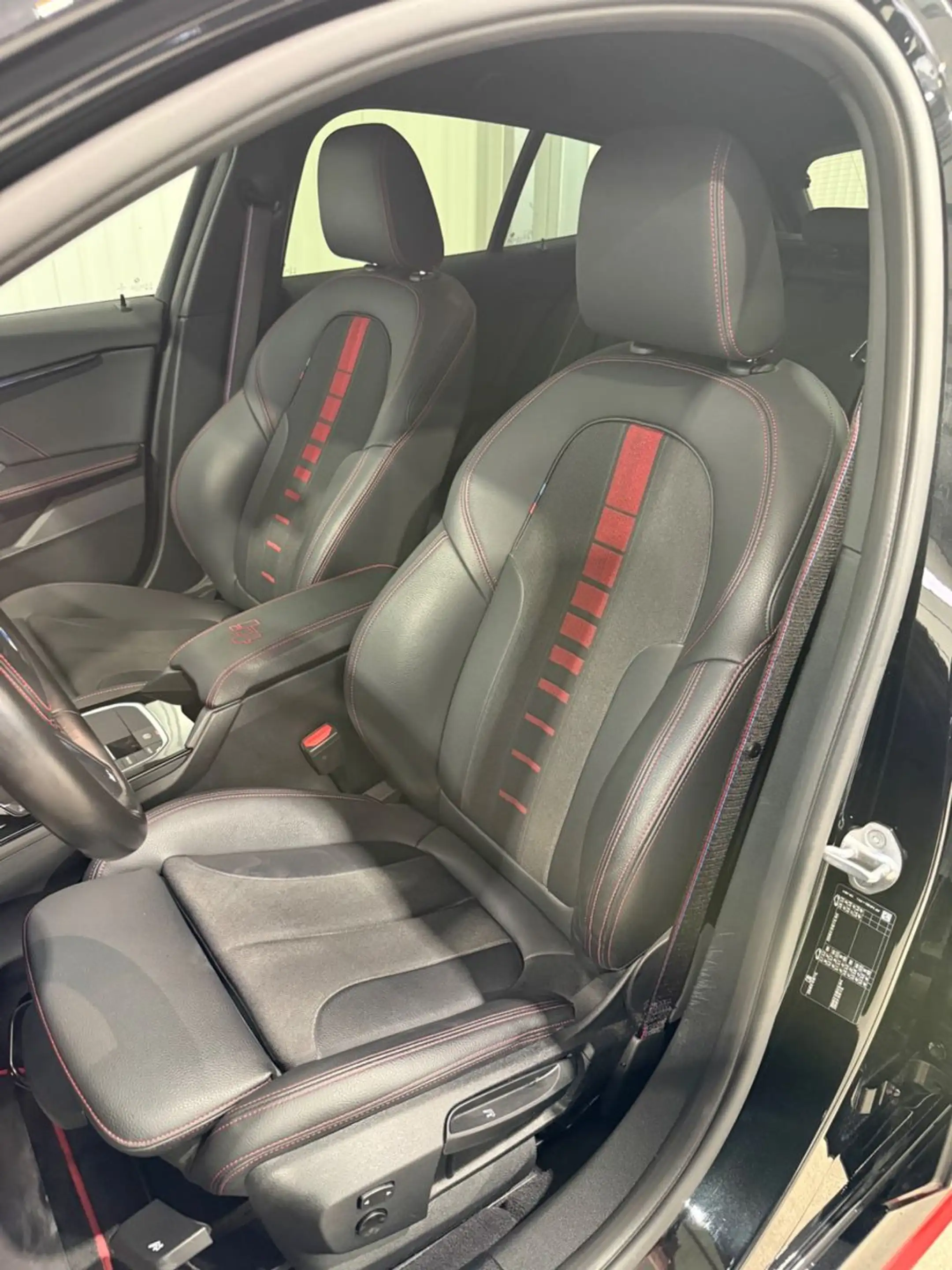 BMW 128 TI, wenigKM, 2Hand, KeylessGo, el.Heckklappe — photo 10