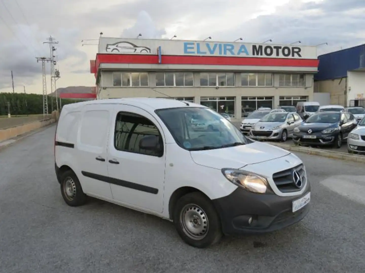 Mercedes-Benz Citan N1 1.5 CDI 90CV FURGON CERRADO Blanc - 1