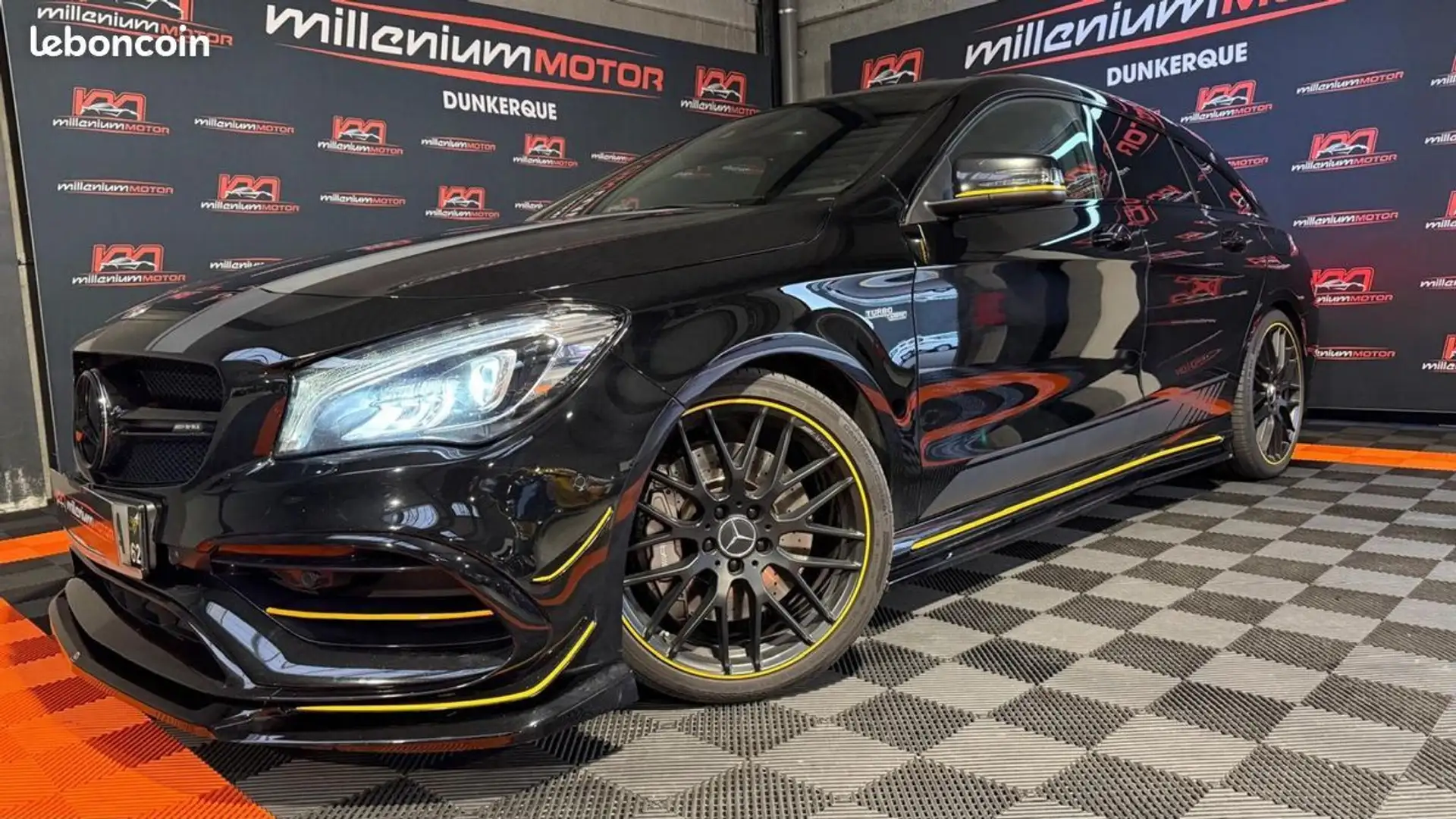 Mercedes-Benz CLA 45 AMG Mercedes 45 amg yellow nigth edition 2.0 380 cv 4m Noir - 1