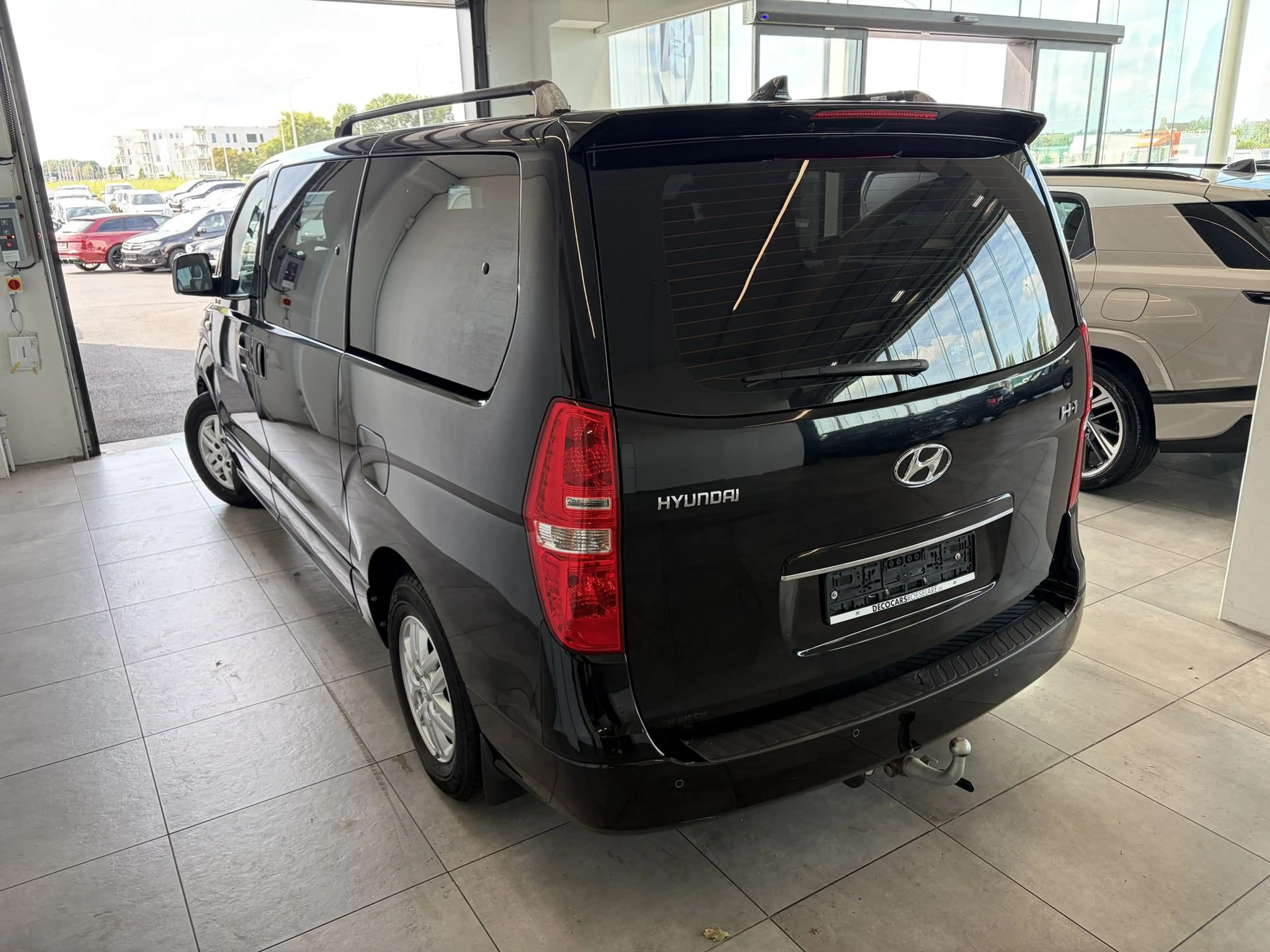 Hyundai H-1 Automaat / Camera / Dubbele Cabine / Trekhaak / Zetelverwarming / — photo 7