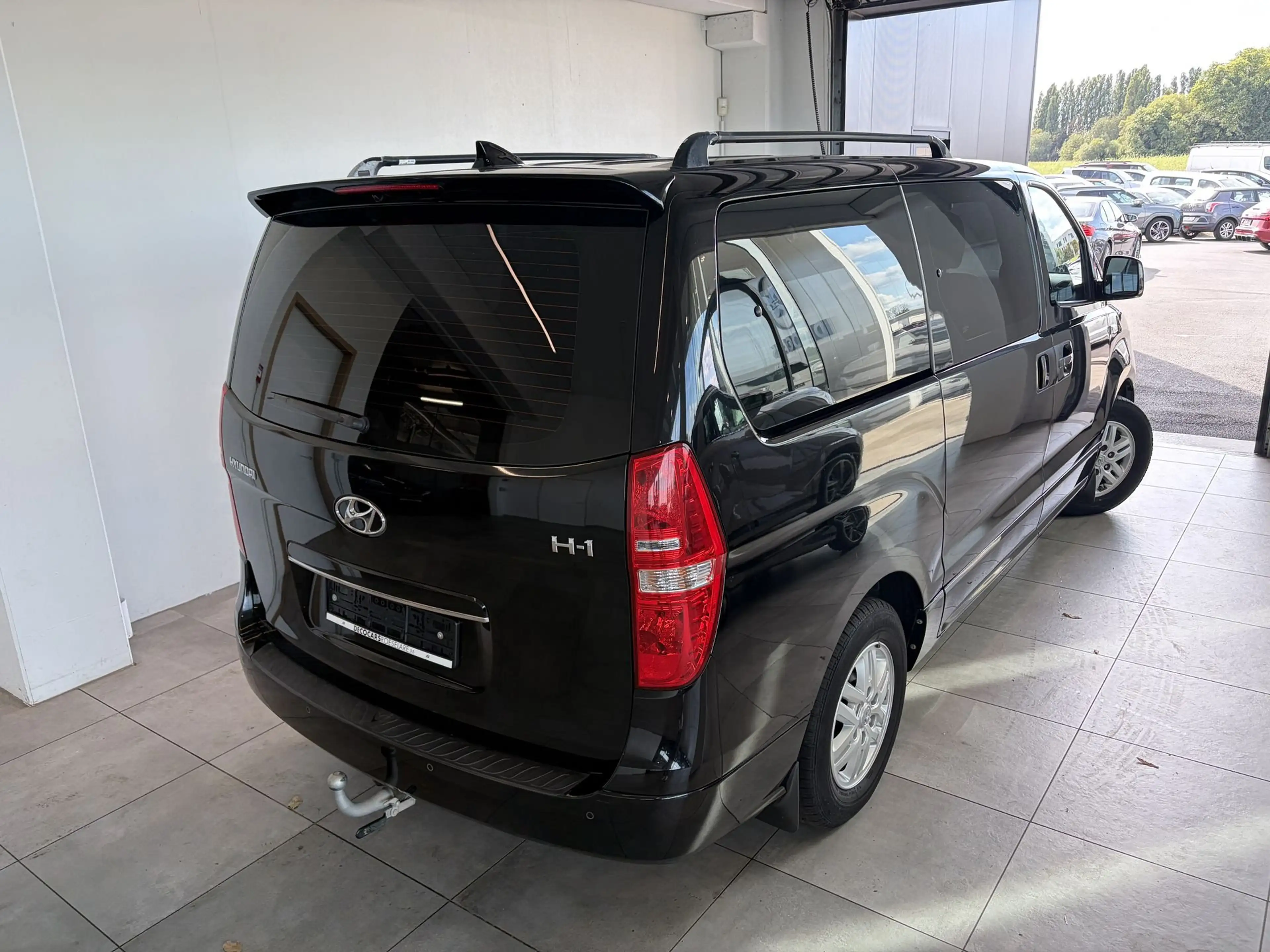 Hyundai H-1 Automaat / Camera / Dubbele Cabine / Trekhaak / Zetelverwarming / — photo 10