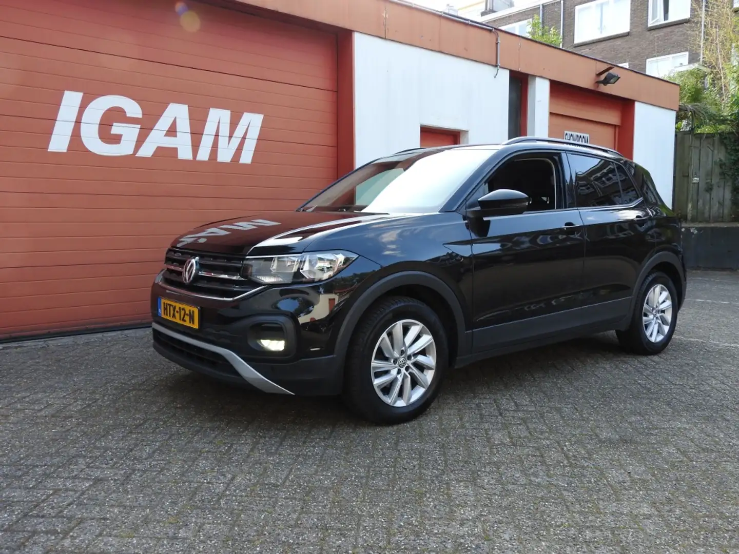 Volkswagen T-Cross 1.0 TSI Style, CC, Multi media, Apple carplay , An Zwart - 1