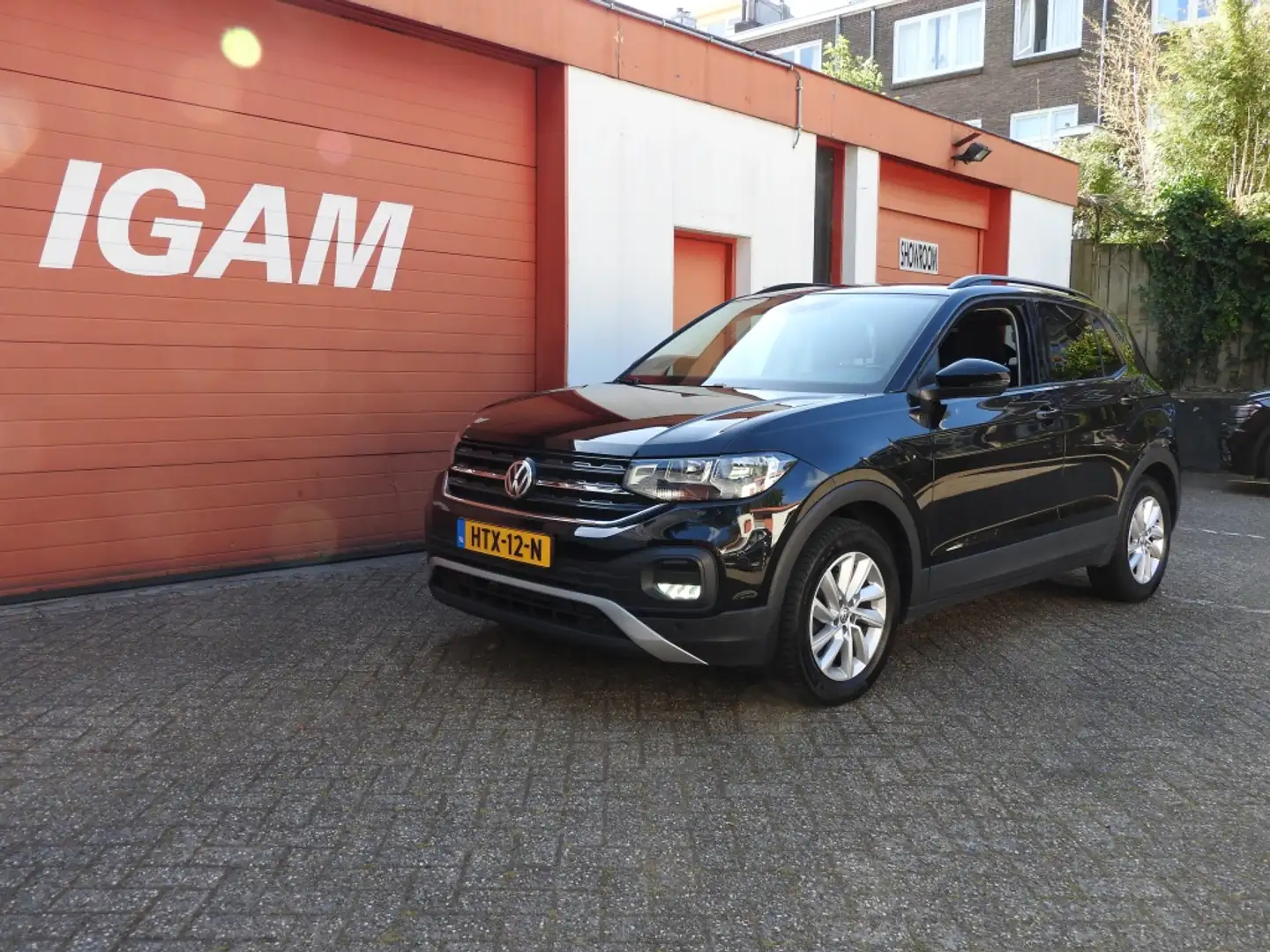 Volkswagen T-Cross 1.0 TSI Style, CC, Multi media, Apple carplay , An Zwart - 2