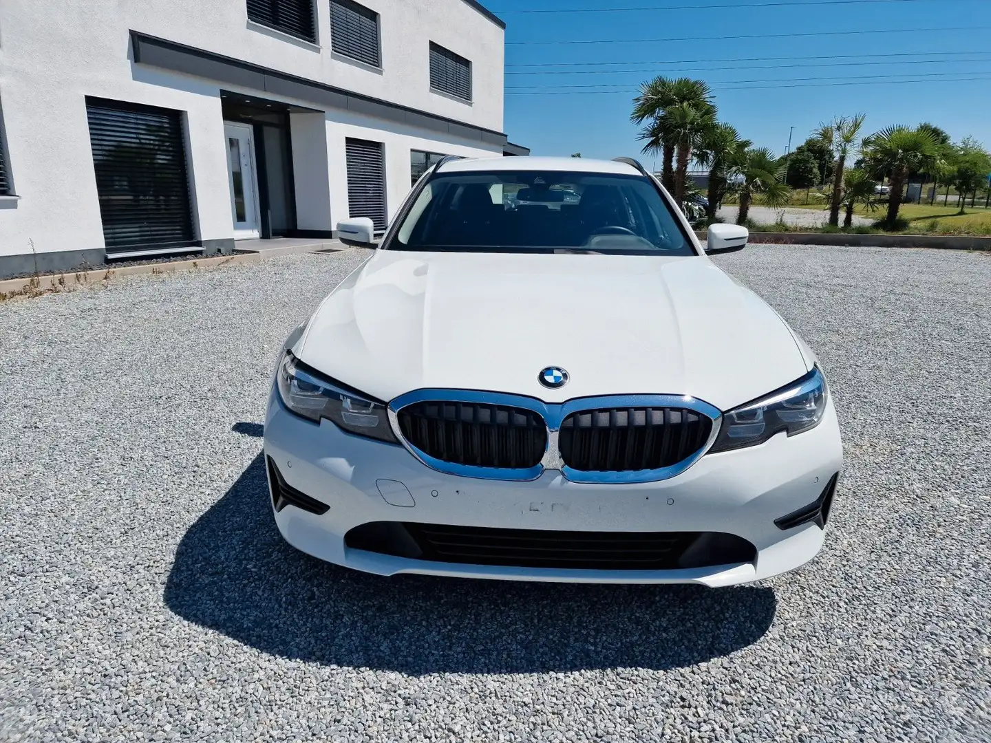 BMW 318 d Touring Advantage,Navi.Plus,Standheiz.,PDC Blanc - 2