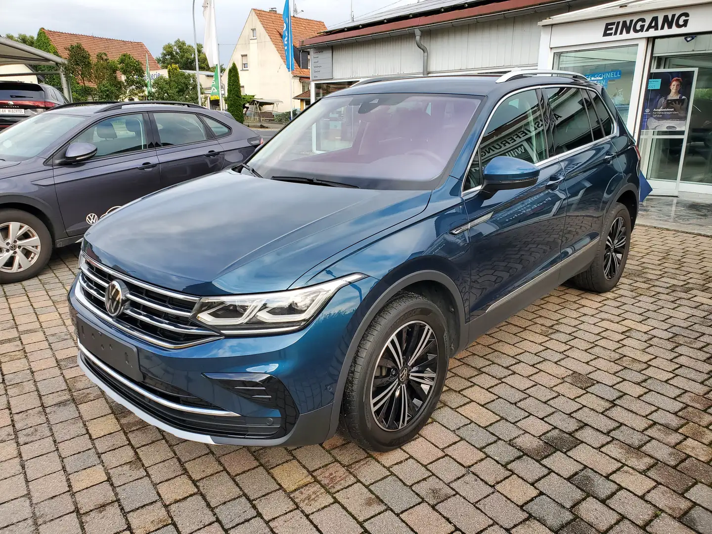 Volkswagen Tiguan Elegance 4Motion Matrix DiscoverPro BusinessPremiu Bleu - 1