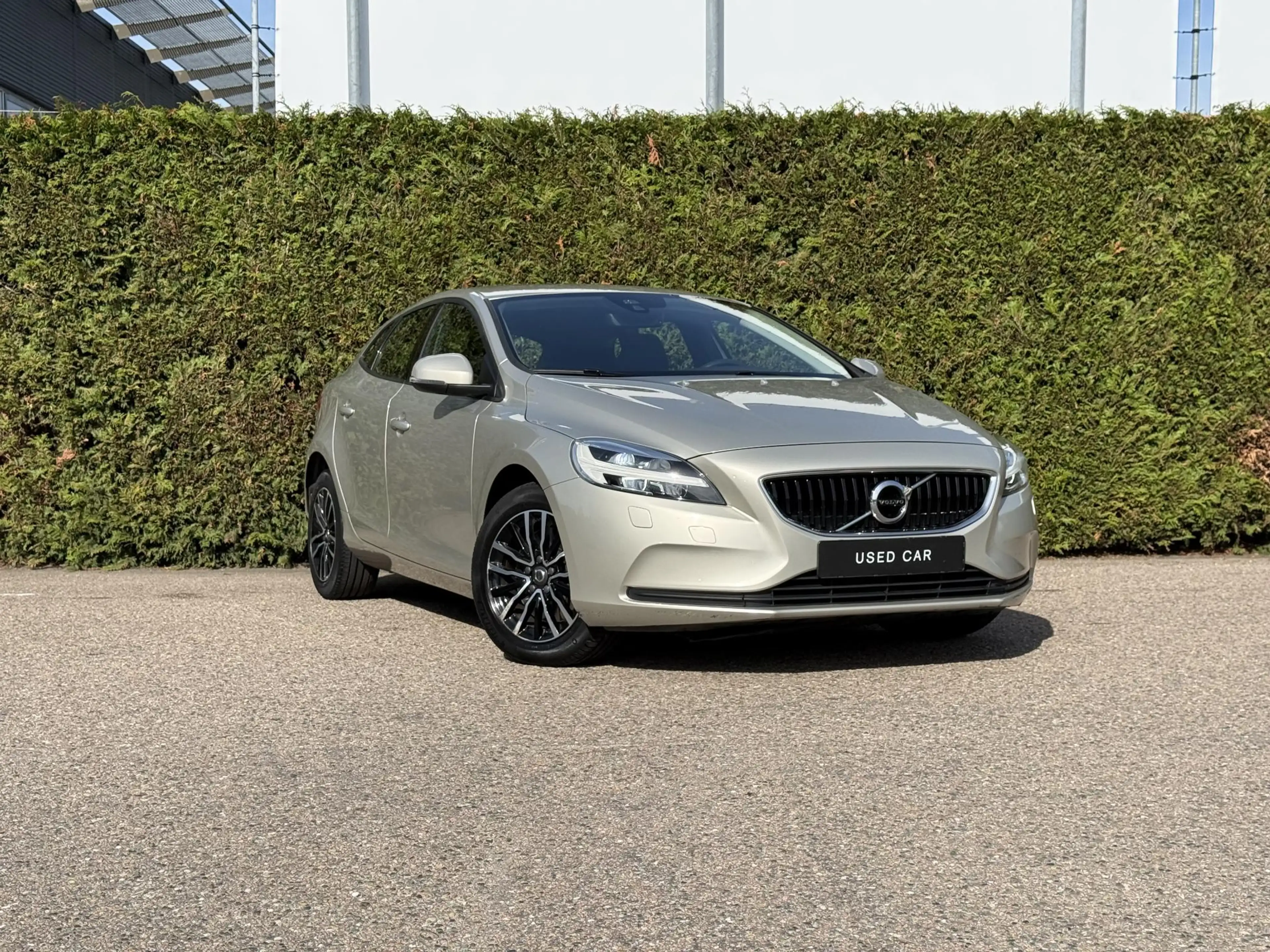 Volvo V40 T2 Nordic+ RTI Automaat — photo 3